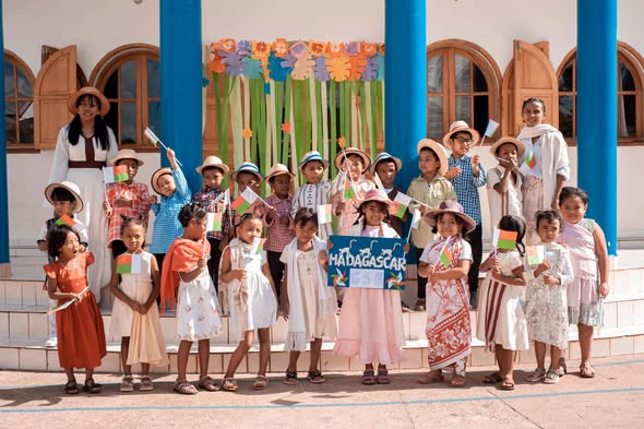 👉La GS, ou Grande Section, est la dernière année de l’école maternelle , après la Petite Section (PS) et la Moyenne Section (MS). Elle accueille généralement les enfants de 5 à 6 ans☺️

👉C’est une ...