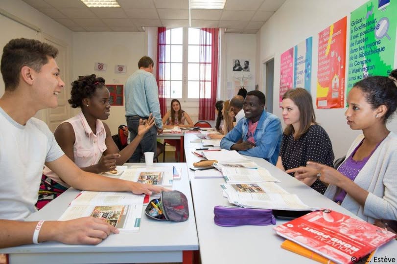 ✔️Offre de Recrutement : Professeur de Français et Professeur d'Anglais pour l'année scolaire 2025-2026

Nous recherchons un(e) professeur(e) de Français (oral et écrit) et un(e) professeur(e) d'An...