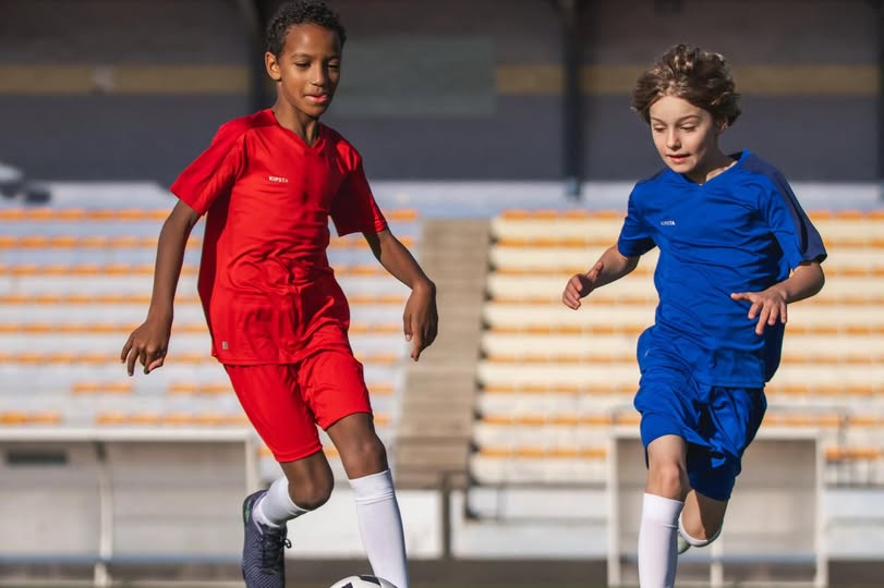 ⚽🔥 MATCH AMICAL – ON COMPTE SUR VOUS ! 🔥⚽
Chers parents, amis et amateurs de football,
Un match amical opposera :
🏫 Lycée L'île des enfants 
🆚
🏫 Lycée Le Petit Ange 

📅 Vendredi 27 février 2026
🕒 À...